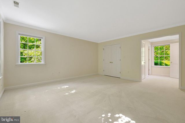 1110 BROOK VALLEY LN, Mclean, VA 22102