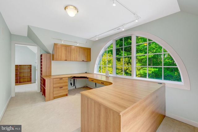 1110 BROOK VALLEY LN, Mclean, VA 22102