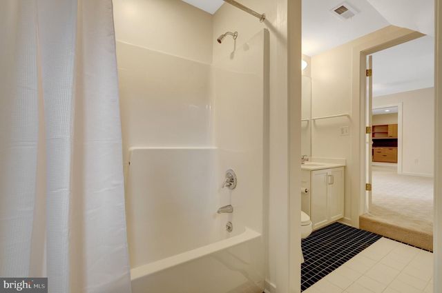 1110 BROOK VALLEY LN, Mclean, VA 22102