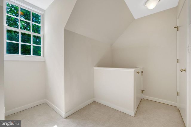 1110 BROOK VALLEY LN, Mclean, VA 22102