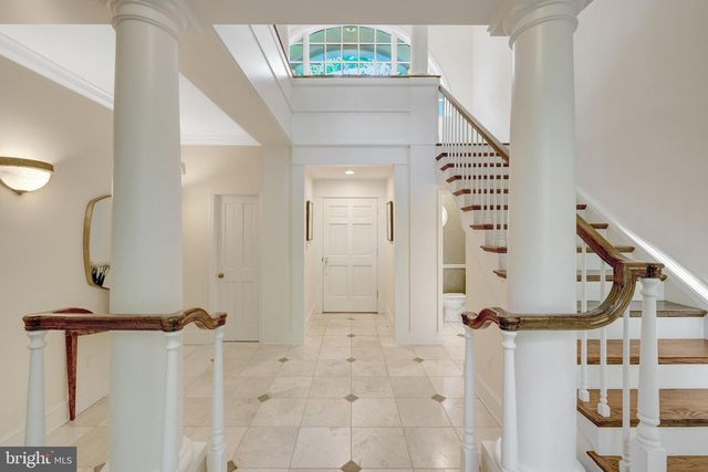 1110 BROOK VALLEY LN, Mclean, VA 22102