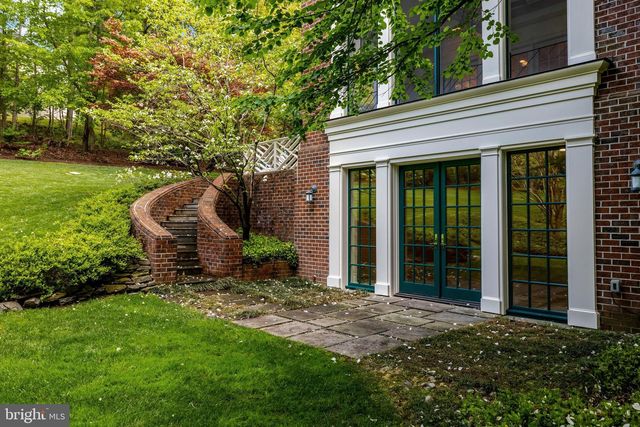 1110 BROOK VALLEY LN, Mclean, VA 22102