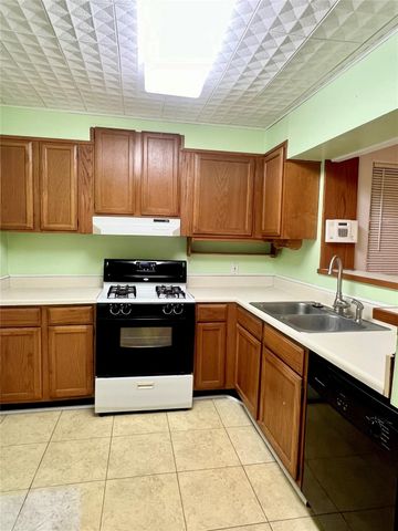 4057 Woodfox Street, Houston, TX 77025