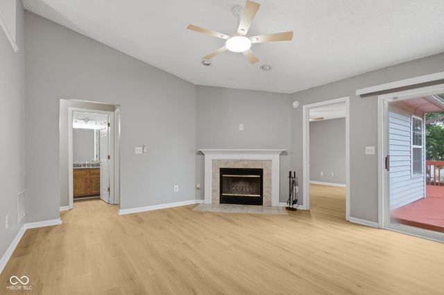 10293 Sun Gold Court, Fishers, IN 46037