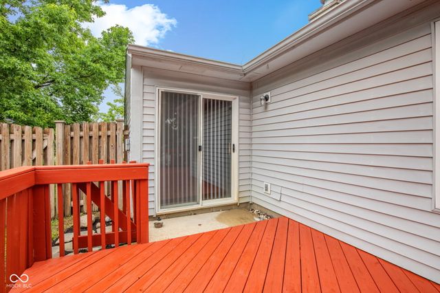10293 Sun Gold Court, Fishers, IN 46037