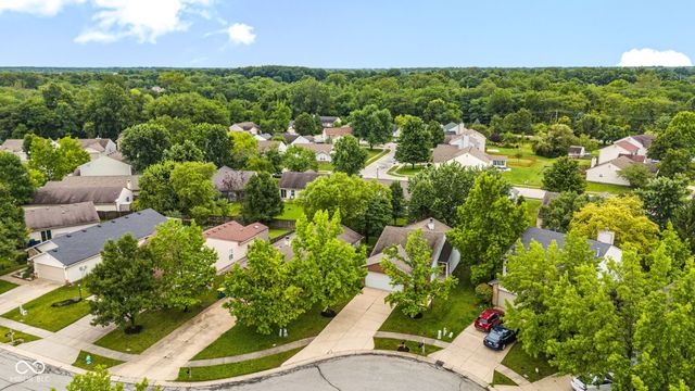 10293 Sun Gold Court, Fishers, IN 46037