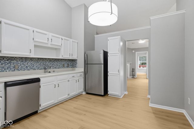 10293 Sun Gold Court, Fishers, IN 46037