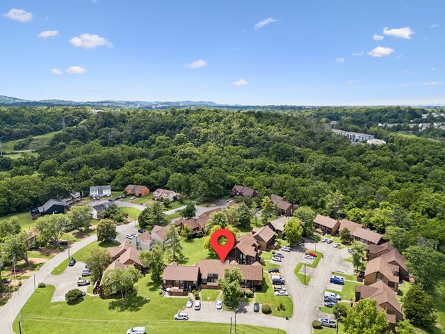 25 Sycamore Ct, Antioch, TN 37013