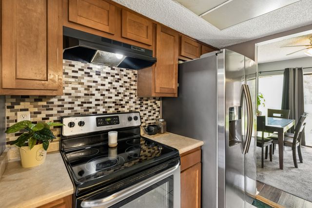 25 Sycamore Ct, Antioch, TN 37013
