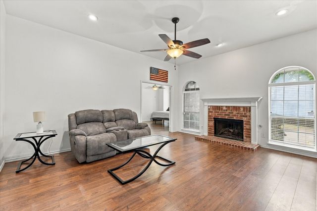 700 Summit Ridge, Lewisville, TX 75077