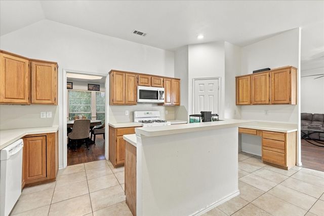 700 Summit Ridge, Lewisville, TX 75077