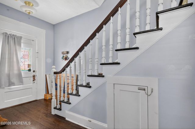 93 Heck Avenue, Ocean Grove, NJ 07756