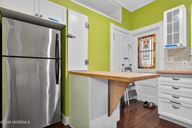 93 Heck Avenue, Ocean Grove, NJ 07756