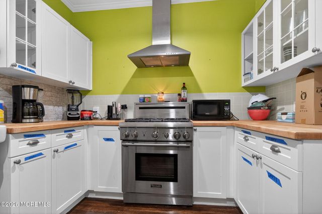 93 Heck Avenue, Ocean Grove, NJ 07756