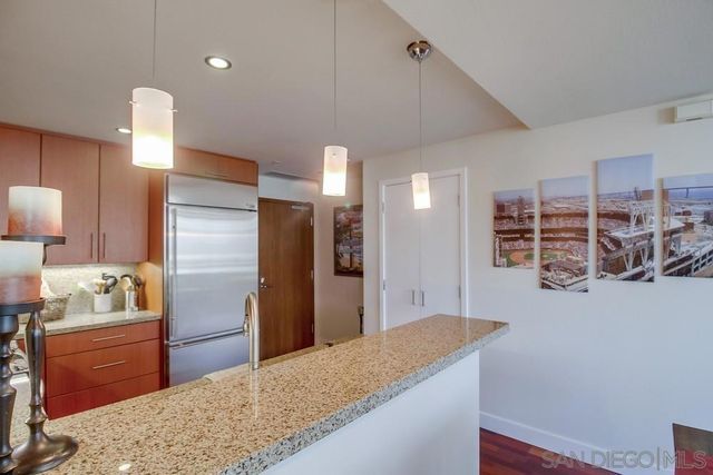 325 7th Ave 610, San Diego, CA 92101