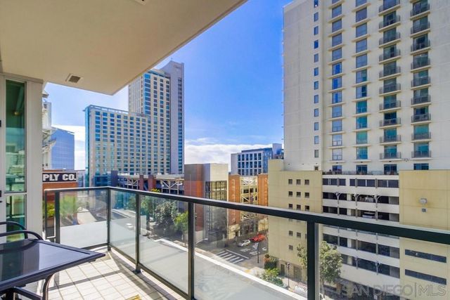 325 7th Ave 610, San Diego, CA 92101