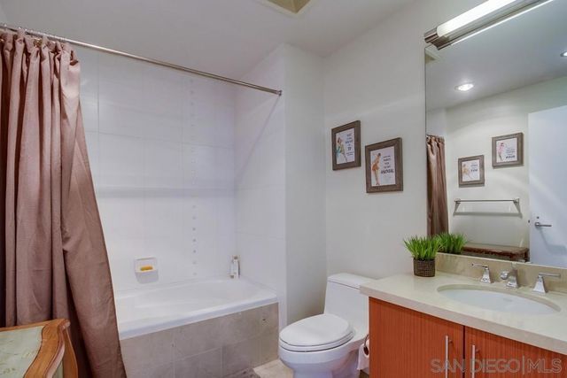 325 7th Ave 610, San Diego, CA 92101