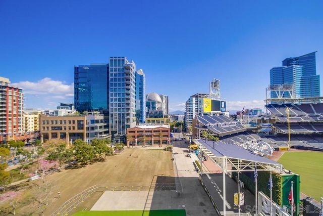 325 7th Ave 610, San Diego, CA 92101