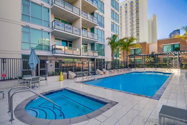 325 7th Ave 610, San Diego, CA 92101