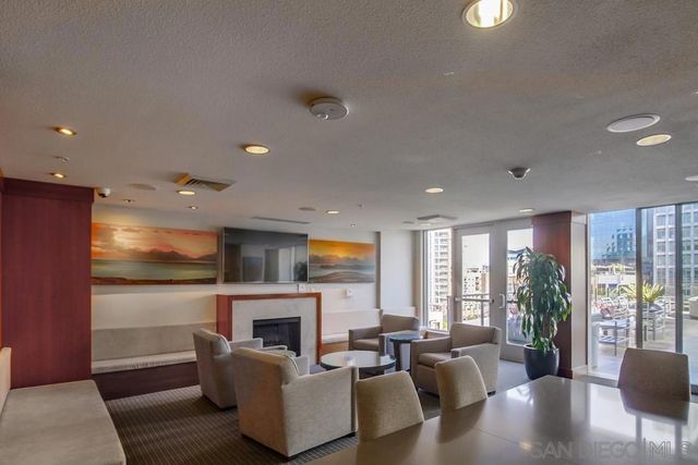 325 7th Ave 610, San Diego, CA 92101