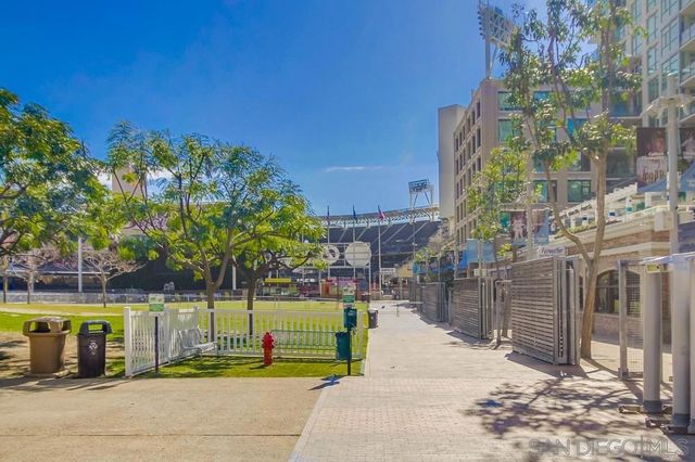 325 7th Ave 610, San Diego, CA 92101