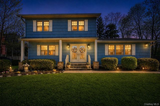 22 Thompson Drive, Washingtonville, NY 10992