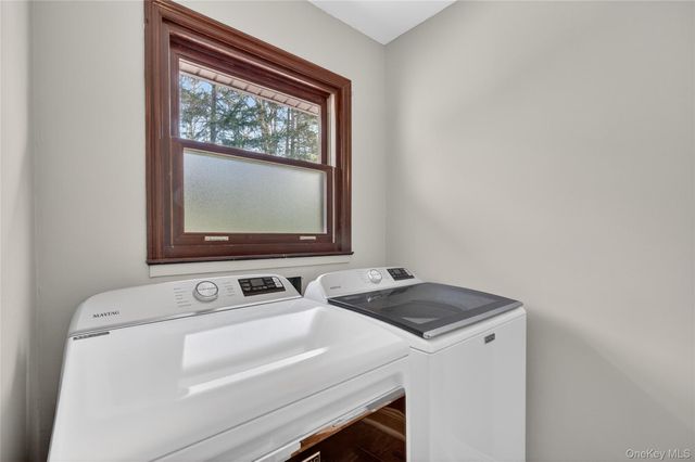 22 Thompson Drive, Washingtonville, NY 10992