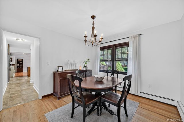 22 Thompson Drive, Washingtonville, NY 10992