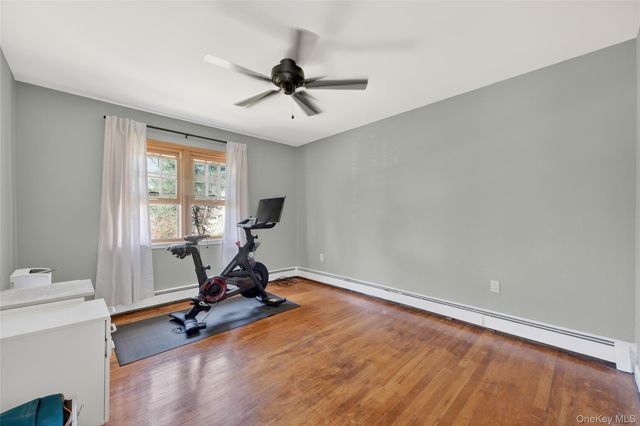 22 Thompson Drive, Washingtonville, NY 10992
