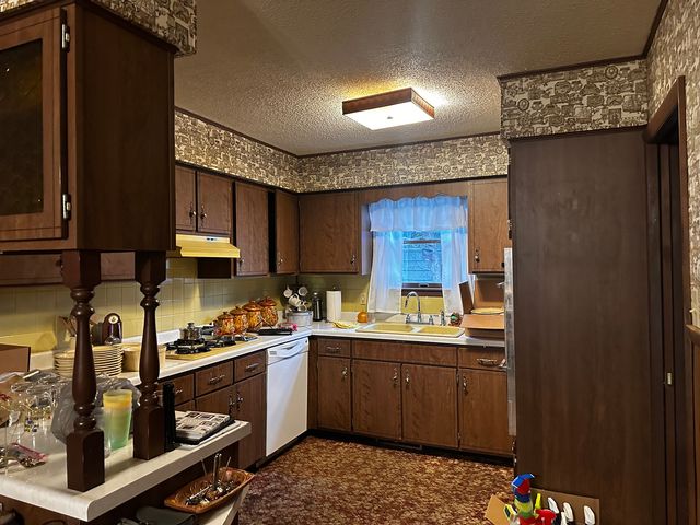 1303 E 4th Street, West Frankfort, IL 62896