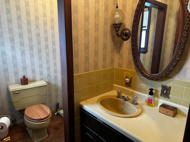 1303 E 4th Street, West Frankfort, IL 62896