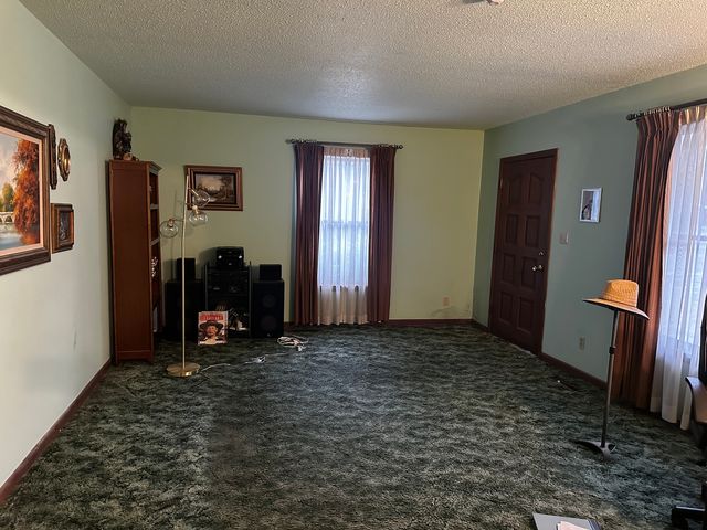 1303 E 4th Street, West Frankfort, IL 62896