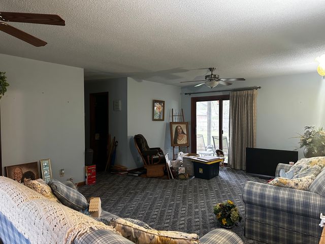 1303 E 4th Street, West Frankfort, IL 62896