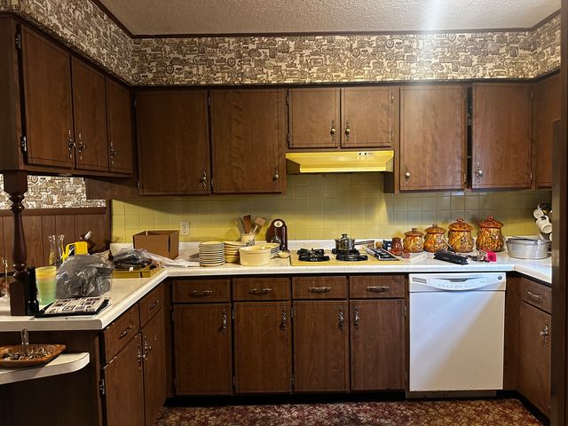 1303 E 4th Street, West Frankfort, IL 62896