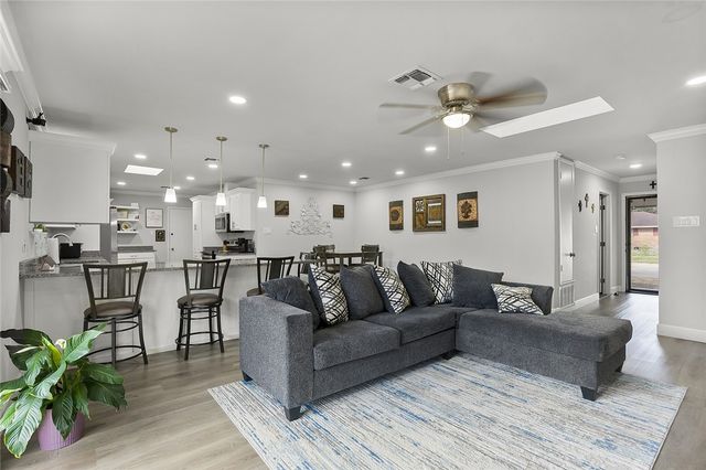 4301 Killarmet, Corpus Christi, TX 78413