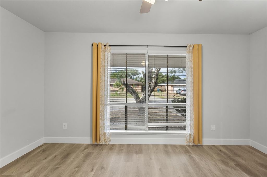 4301 Killarmet, Corpus Christi, TX 78413 — photo 5