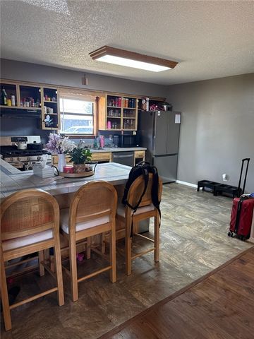 404 SW 20 Th, Bentonville, AR 72712