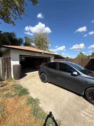 404 SW 20 Th, Bentonville, AR 72712