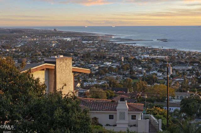 496 Lupine Way, Ventura, CA 93001