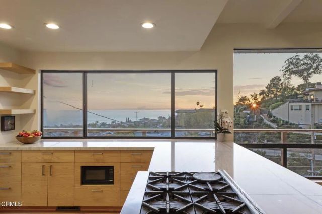 496 Lupine Way, Ventura, CA 93001