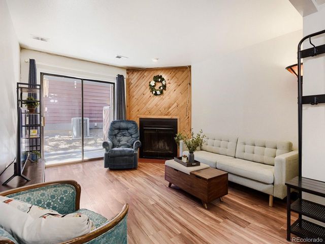 333 W Lehow Ave 4, Englewood, CO 80110