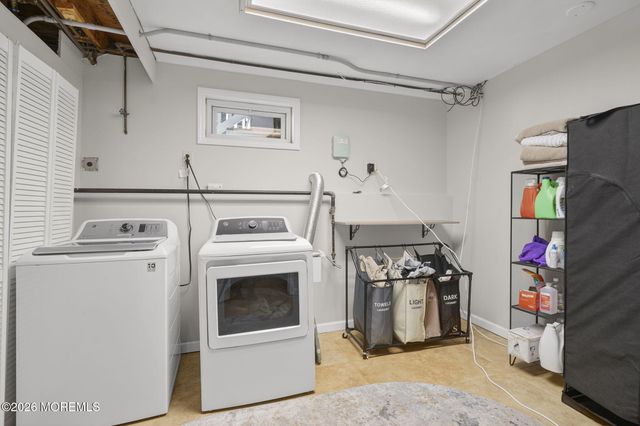 29 Alexander Avenue, Freehold, NJ 07728