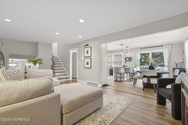 29 Alexander Avenue, Freehold, NJ 07728
