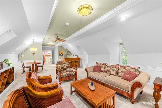 42W264 Hidden Springs Drive, St. Charles, IL 60175