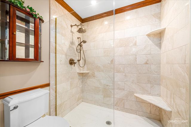 42W264 Hidden Springs Drive, St. Charles, IL 60175