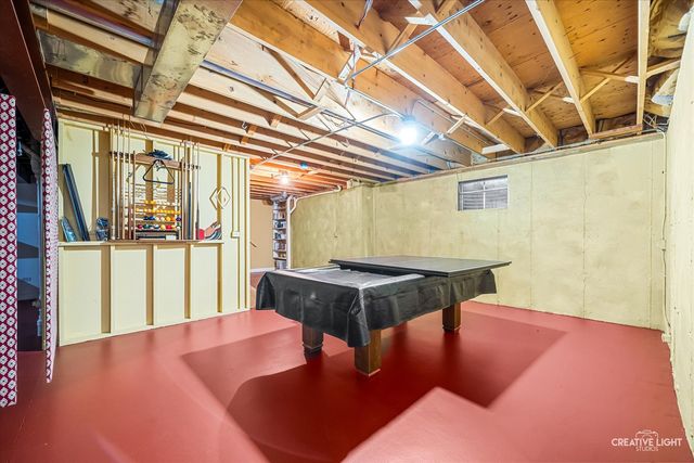 42W264 Hidden Springs Drive, St. Charles, IL 60175