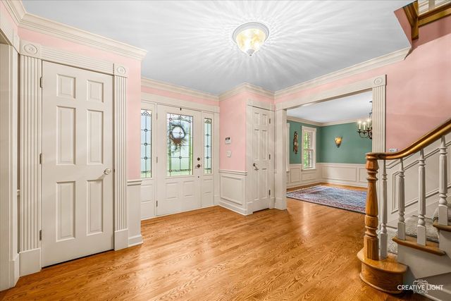 42W264 Hidden Springs Drive, St. Charles, IL 60175