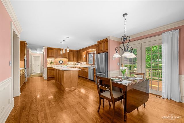 42W264 Hidden Springs Drive, St. Charles, IL 60175