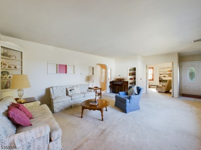 834 Amboy Ave, Edison Twp., NJ 08837