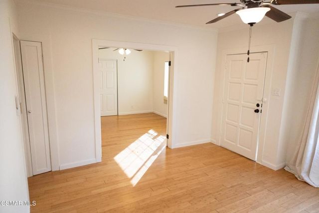 1132 Mariposa Avenue, Los Angeles, CA 90029